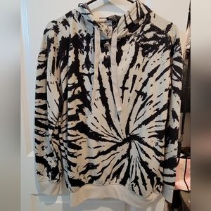 Soft beige/gray swirl tiedye hoodie sweatshirt